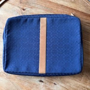 Coach Voyager Signature Laptop Sleeve | Navy